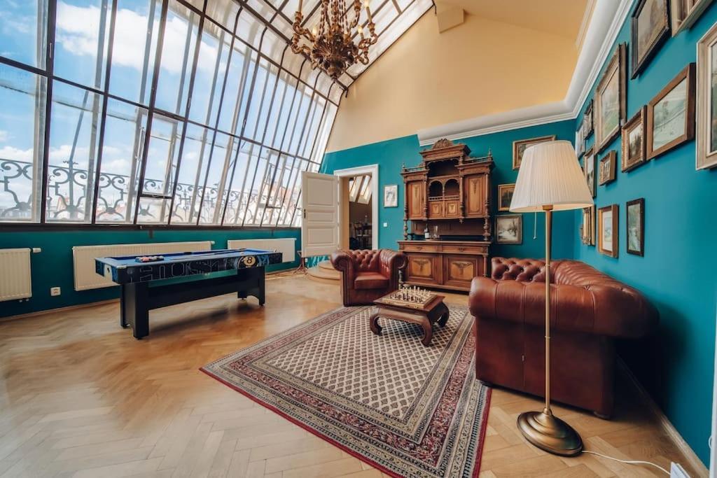 Appartement Magnificent Historical Penthouse In The Heart Of Prague Extérieur photo