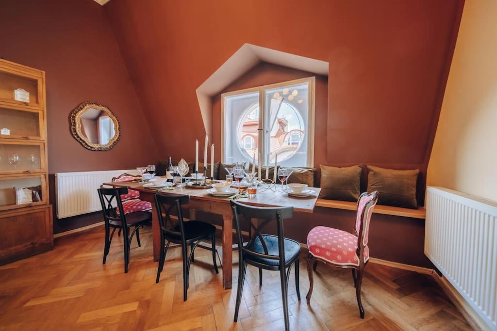 Appartement Magnificent Historical Penthouse In The Heart Of Prague Extérieur photo